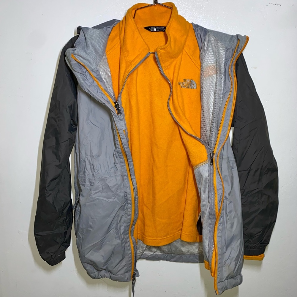 The North Face Kids Lightweight Rain Jacket Size L - Picture 2 of 5
